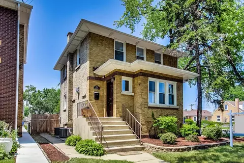 7156 N Oleander Ave, Chicago, IL 60631