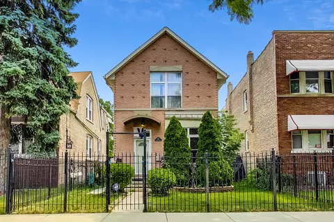849 N Karlov Ave, Chicago, IL 60651