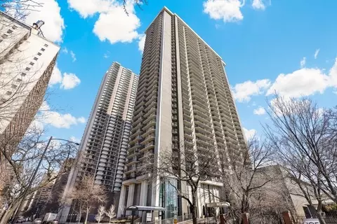 6007 N Sheridan Rd #22B, Chicago, IL 60660
