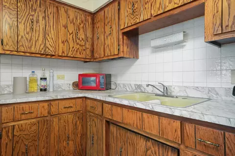 8310 W 47th St #5, Lyons, IL 60534 photo 23