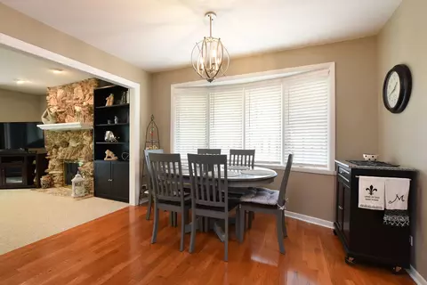 1728 Maple Ln, Wheaton, IL 60187 photo 15