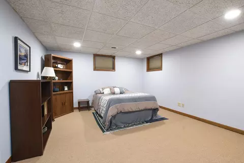 1728 Maple Ln, Wheaton, IL 60187 photo 38