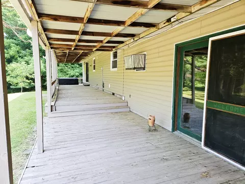 16710 Browns Rd, Morrison, IL 61270 photo 3