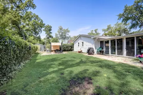921 Beverly Dr, Wheeling, IL 60090 photo 25