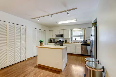 921 Beverly Dr, Wheeling, IL 60090 photo 6