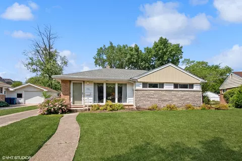 458 N Oak St, Elmhurst, IL 60126