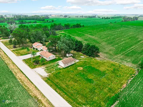 1800 S 8000e Rd, Momence, IL 60954