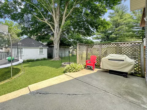110 E Roosevelt St, Freeport, IL 61032 photo 33