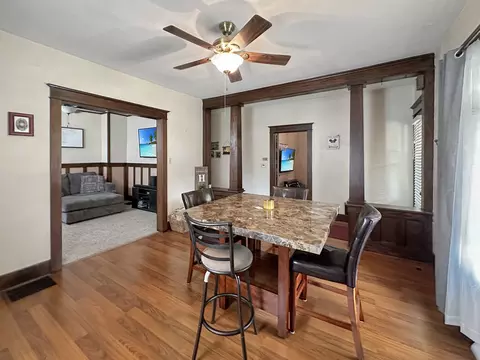 110 E Roosevelt St, Freeport, IL 61032 photo 12