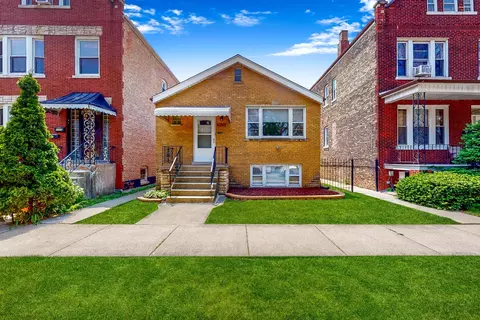 5327 W 30th St, Cicero, IL 60804