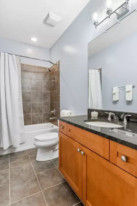 1457 S Halsted St, Chicago, IL 60607 photo 20