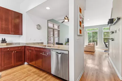 1457 S Halsted St, Chicago, IL 60607 photo 5
