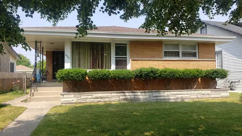 2920 Ruby St, Franklin Park, IL 60131