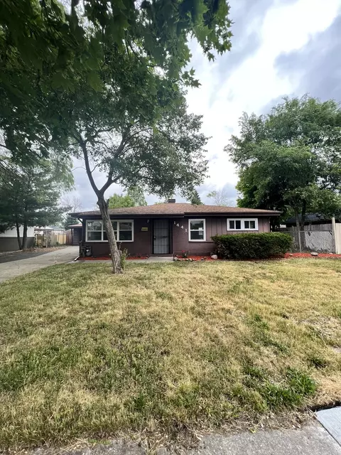 1441 Forest Pl, Calumet City, IL 60409