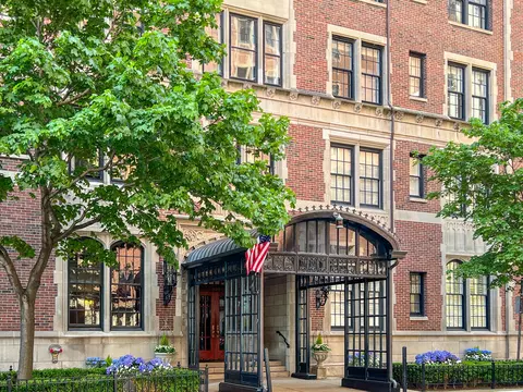 1120 N Lake Shore Dr #2A, Chicago, IL 60611