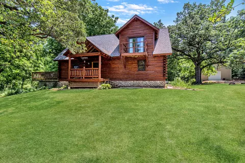 10872 Wyanet Walnut Rd, Tiskilwa, IL 61368