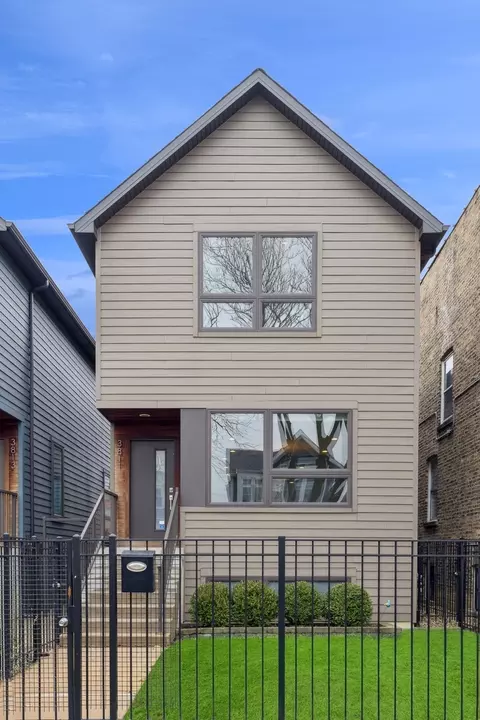 3811 N Christiana Ave, Chicago, IL 60618