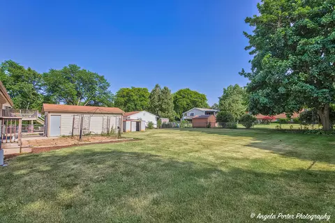 3907 Maple Ave, Mchenry, IL 60050 photo 29