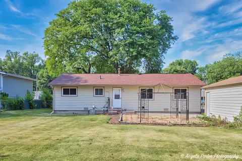 3907 Maple Ave, Mchenry, IL 60050 photo 28
