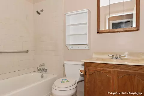 3907 Maple Ave, Mchenry, IL 60050 photo 24
