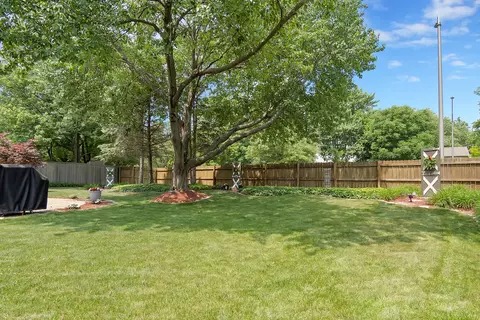 125 Split Oak Rd, Naperville, IL 60565 photo 34
