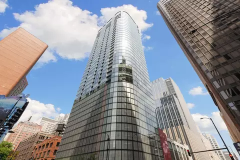 600 N Fairbanks Ct #2808, Chicago, IL 60611