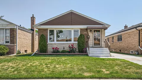 4617 N Thatcher Ave, Norridge, IL 60706
