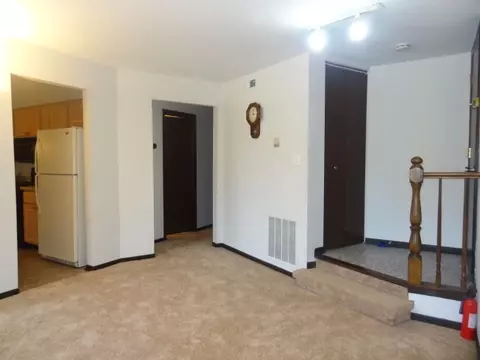 1658 Dover Ct #C, Wheaton, IL 60189 photo 9