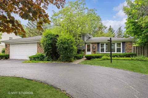 1765 Central Ave, Deerfield, IL 60015