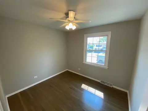 17015 Elm Dr, Hazel Crest, IL 60429 photo 9