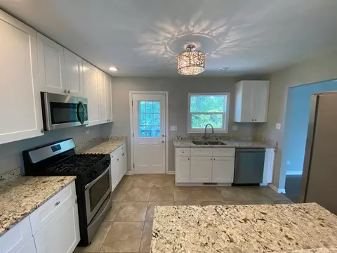 17015 Elm Dr, Hazel Crest, IL 60429 photo 6