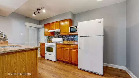 1202 Spur Ct #1202, Wheeling, IL 60090 photo 12