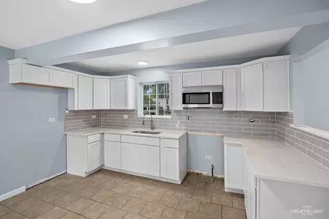 1201 Dearborn Ave, Aurora, IL 60505 photo 10