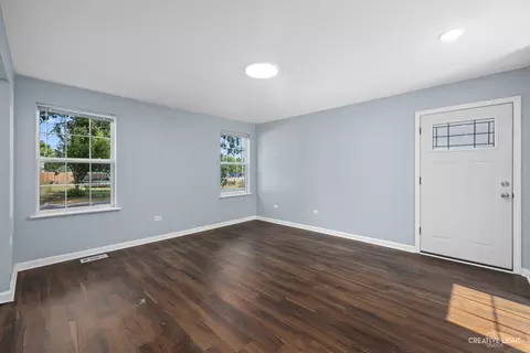 1201 Dearborn Ave, Aurora, IL 60505 photo 6
