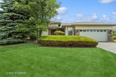 11916 Tuliptree Ln, Huntley, IL 60142