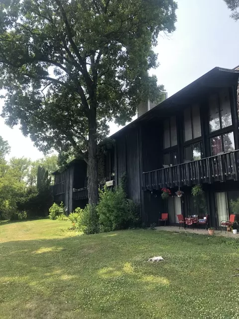 15810 Il Route 173 Unit 2g E #2G, Harvard, IL 60033