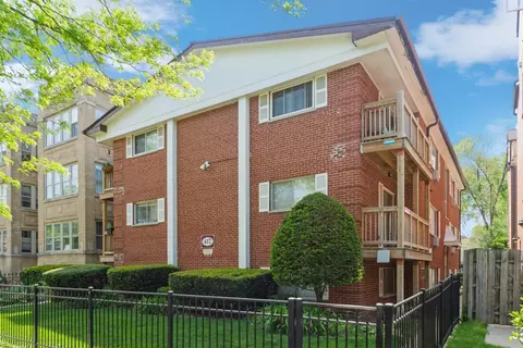 417 S Kenilworth Ave #3, Oak Park, IL 60302