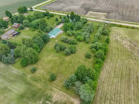 4191 E 16th Rd, Earlville, IL 60518
