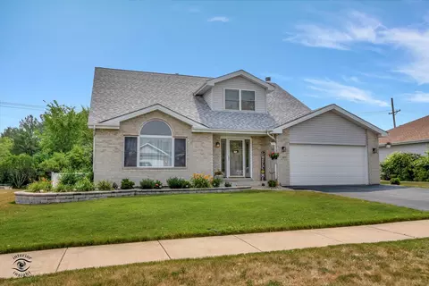 3211 Sandy Ridge Dr, Steger, IL 60475