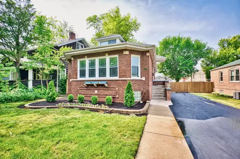2323 W 110th Pl, Chicago, IL 60643
