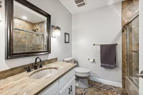 419 W Thomas Rd, Wheaton, IL 60187 photo 14