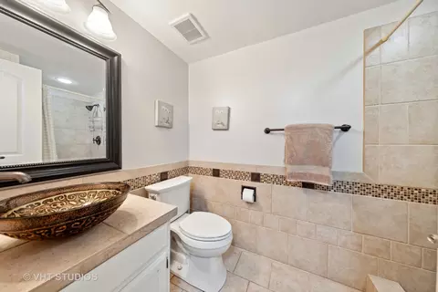419 W Thomas Rd, Wheaton, IL 60187 photo 18
