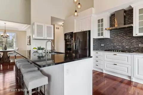24501 Champion Dr, Plainfield, IL 60585 photo 6