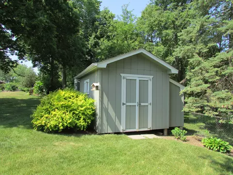 906 Fortress Dr, Mchenry, IL 60050 photo 33