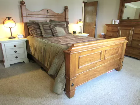 906 Fortress Dr, Mchenry, IL 60050 photo 24