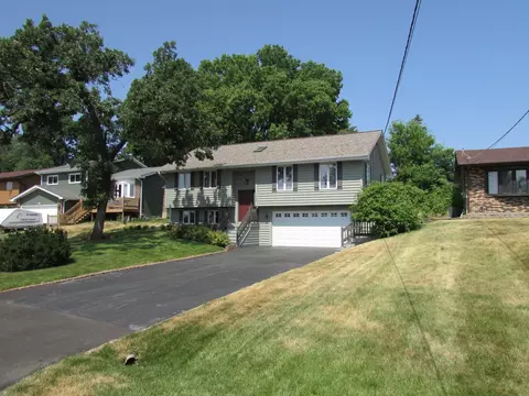 906 Fortress Dr, Mchenry, IL 60050 photo 38