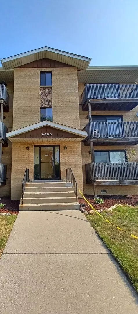 9650 Nottingham Ave #2H, Chicago Ridge, IL 60415