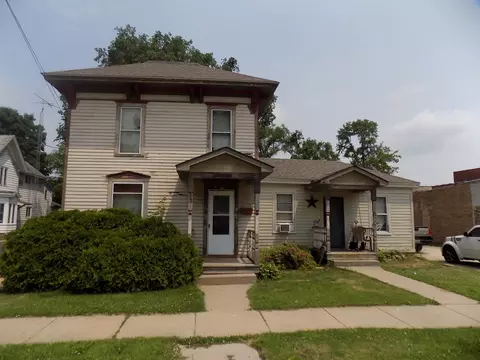 124-126 W Prairie St, Marengo, IL 60152