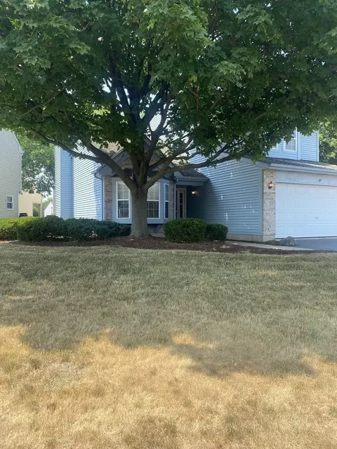 107 Hamlet Cir, Montgomery, IL 60538