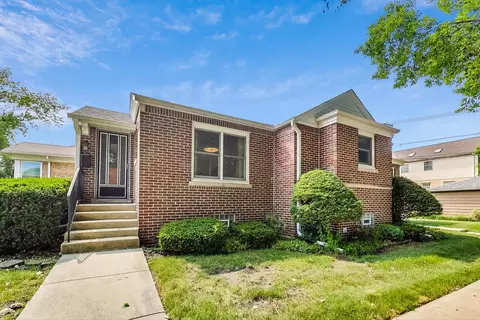 6534 W Foster Ave, Chicago, IL 60656